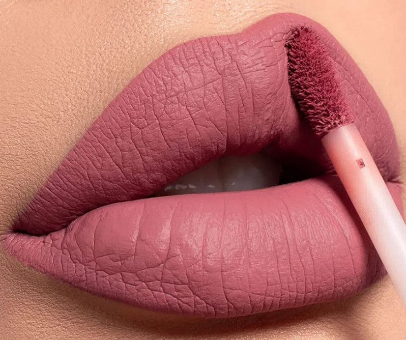BATOM LÍQUIDO MATTE SOFT NUDE CELEBRATION - LP BEAUTY